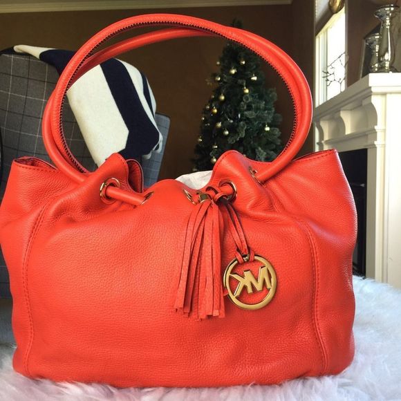 New Authentic Michael Kors Leather Medium East West Ring Tote - Picture 2 of 4